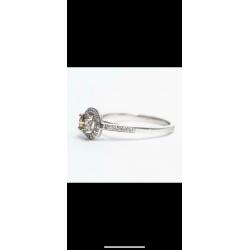 Wit gouden ring met 0,66 ct vs2