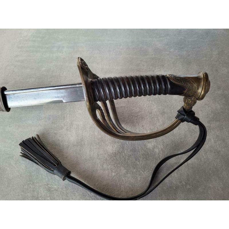Sabre d'officier M1889 Auguste Fonson avec portepee en cuir