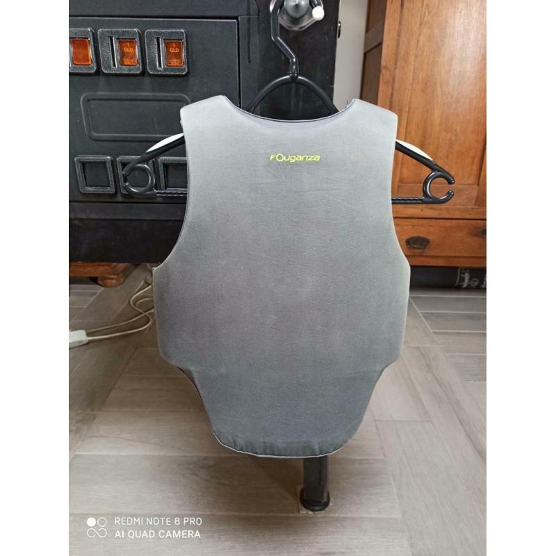 Body protector van Fouganza, mt 10 tot 14 jaar