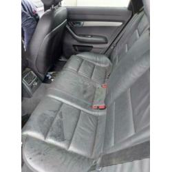 Audi A6 2L 2010 206.000 KM accidentée A VOIR