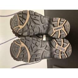 Bottes de montagne en cuir marron pour la taille 37