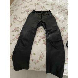 Motorpak dame maat 36-38 perfecte staat