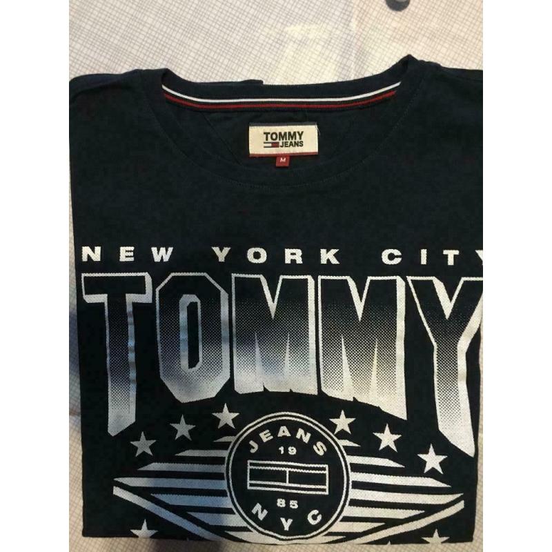 T-shirt Tommy Hilfiger maat M