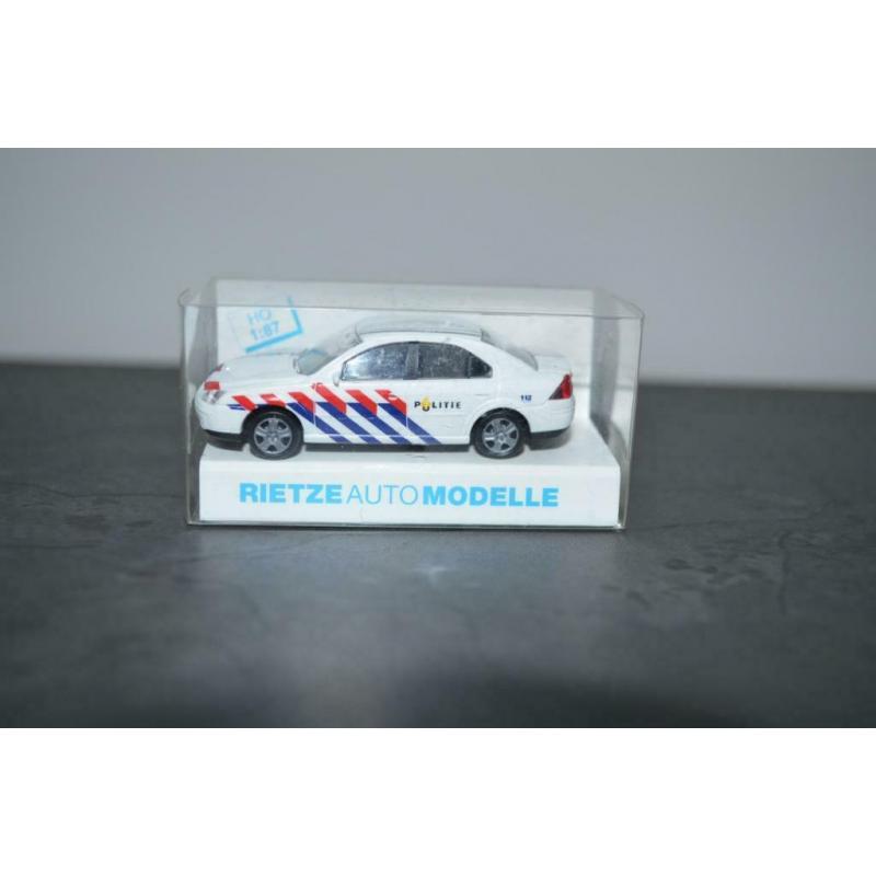 Lot 1L) 1:87 Rietze Ford Focus, Ford Mondeo / MIB!