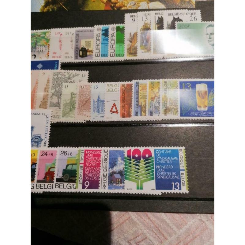 Timbres Belgique 1986 prix postal complet neuf