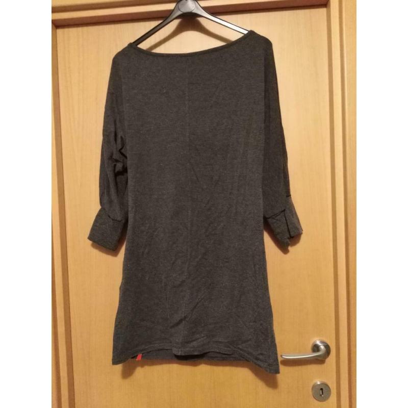 Grijs t-shirt jurkje
