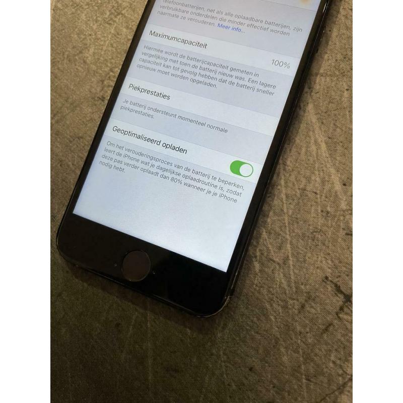 iPhone 7 128 Gb nieuwe batterij nieuw scherm