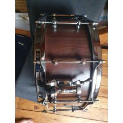 Tama SLP snare Walnut