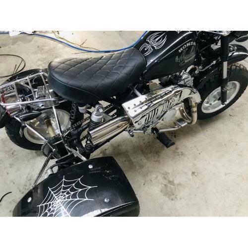 Monkey Skyteam Trike, édition araignée