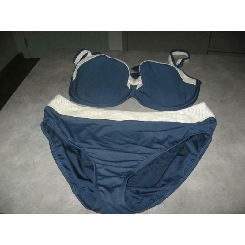 Dames bikini van prima donna maat 44 cup EU85