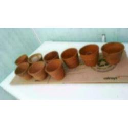pots en terre cuite dia10 à 11cm - tournés à la main