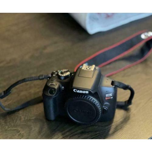 Canon rebel T6 DLSR avec un objectif de sac, carte SD 16 Go