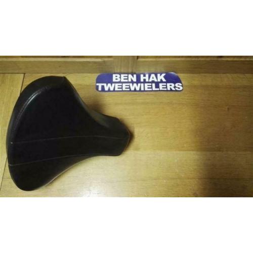 Zadel Vespa Ciao Ronde aansluiting