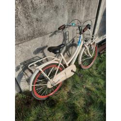 Meisjesfiets Cortina Lief 24 inch van 8tot12jaar
