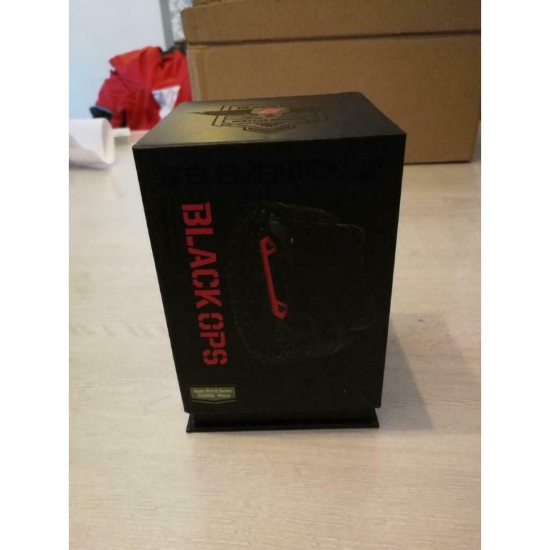 Element case Apple watchband