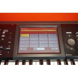 KORG Kronos V2 88 (gebruikt)