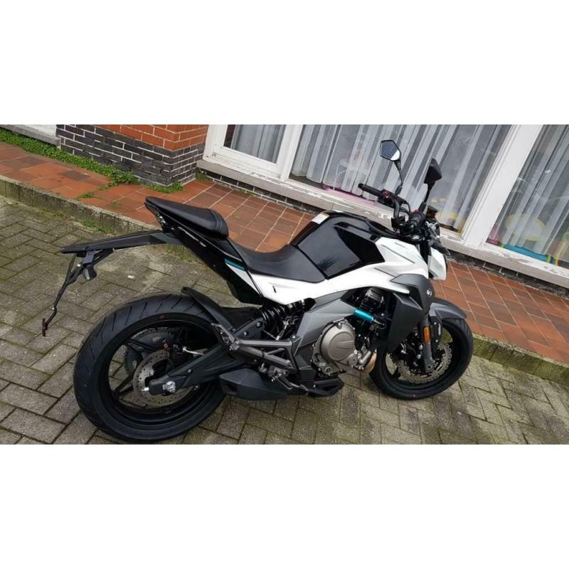 CF Moto NK650 nieuwe moto