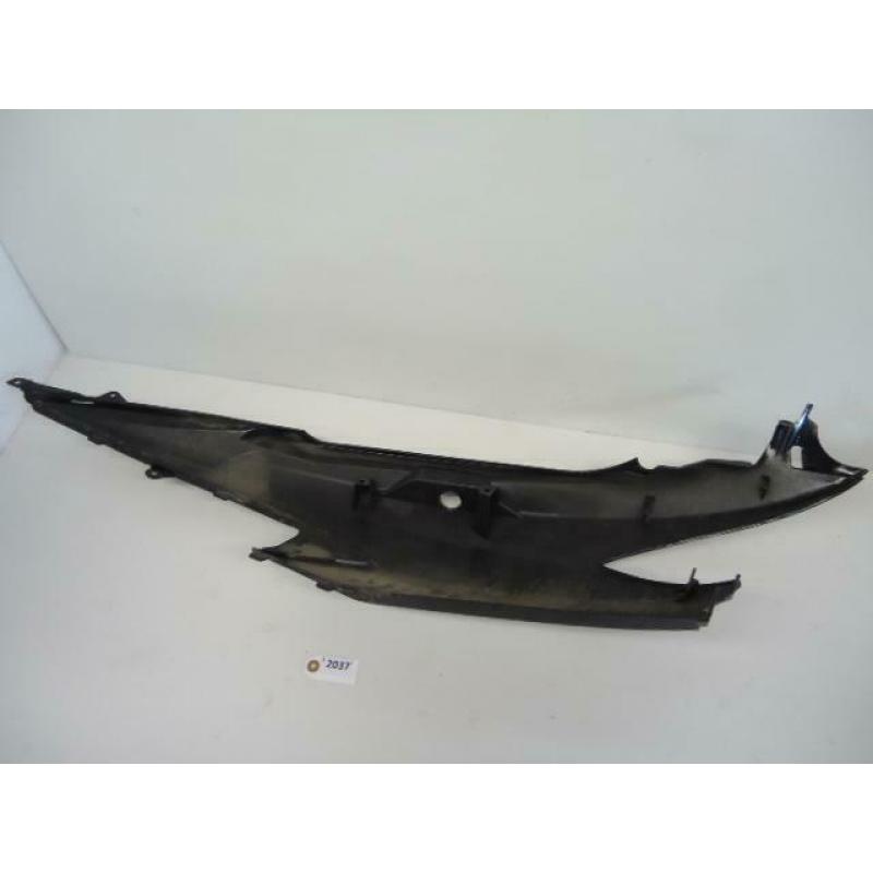 AN400 2008 - 2009 Suzuki Kuipdeel Kuipdeel kont D1-18262