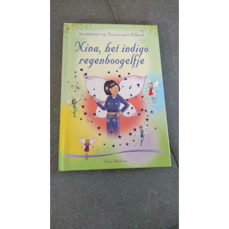Nina het indigo Regenboogelfje